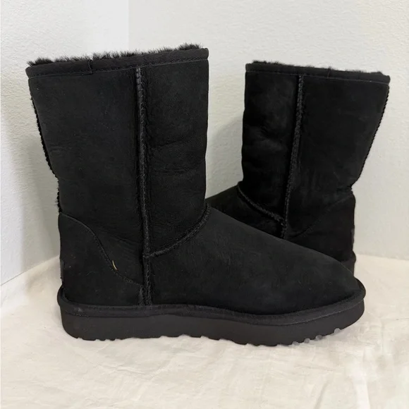 Ugg Classic Short ll chestnut boots black size 10 - Picture 4 of 9